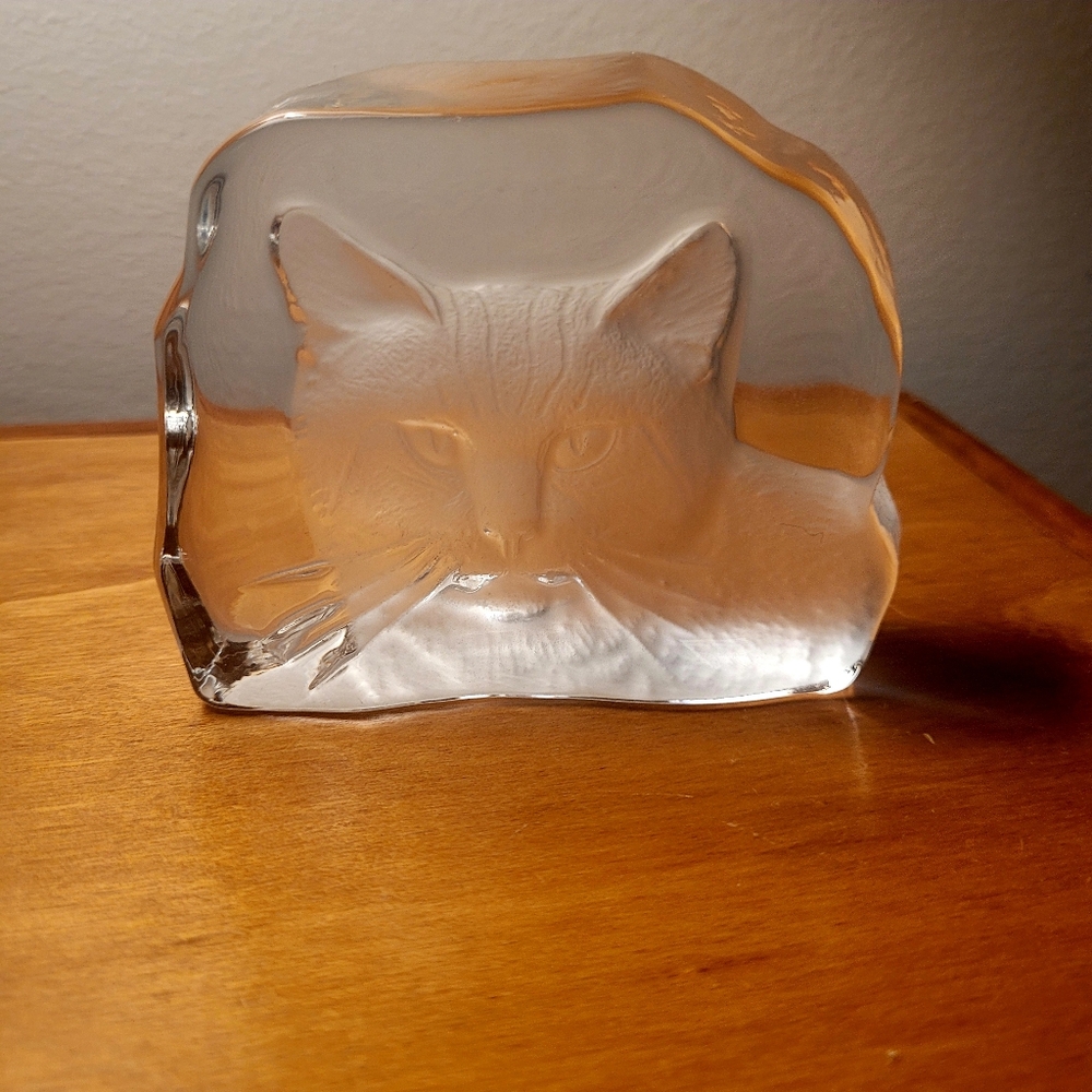 Vintage Cat Cristal D'Arques Luminarc Paperweight French Lead Crystal. 3.25x4"